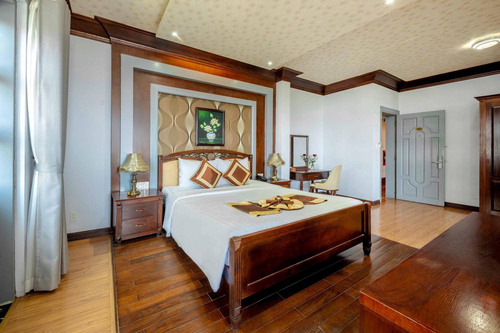 แรมแบรนด์ โฮเต็ล ญาจาง Hotel ภายนอก รูปภาพ