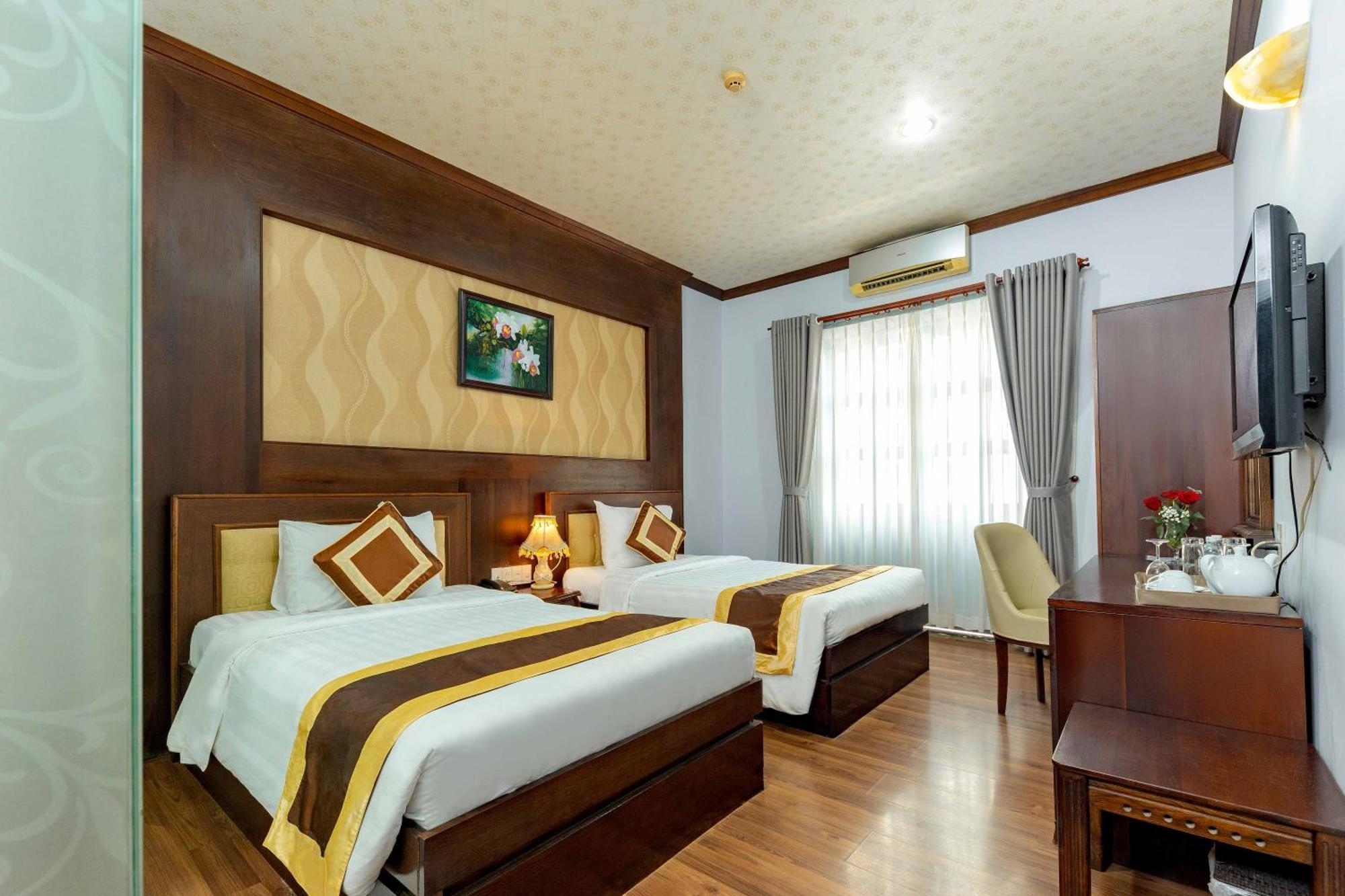 แรมแบรนด์ โฮเต็ล ญาจาง Hotel ภายนอก รูปภาพ