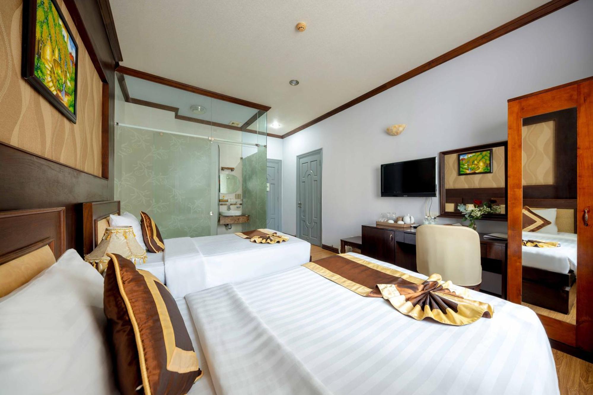 แรมแบรนด์ โฮเต็ล ญาจาง Hotel ภายนอก รูปภาพ